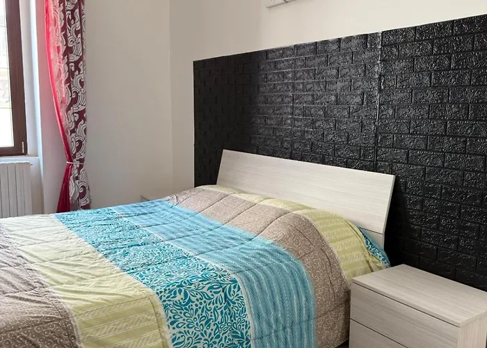 Апартаменты Modern 1st Floor With Balcony - Casa Berto *