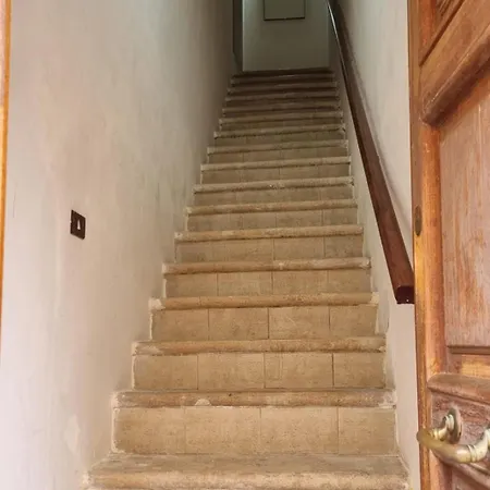 Appartamento Modern 1st Floor With Balcony - Casa Berto