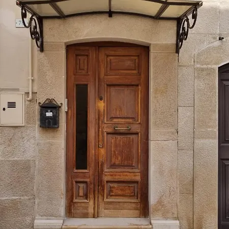 Modern 1st Floor With Balcony - Casa Berto *